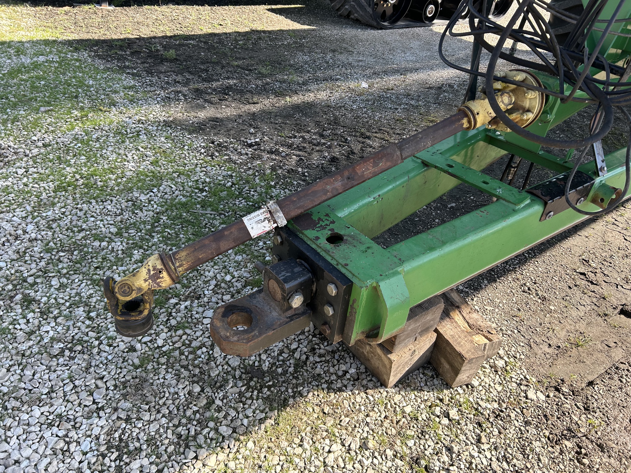  2010 J&M 1000-20 at Heritage Tractor in Streator, IL