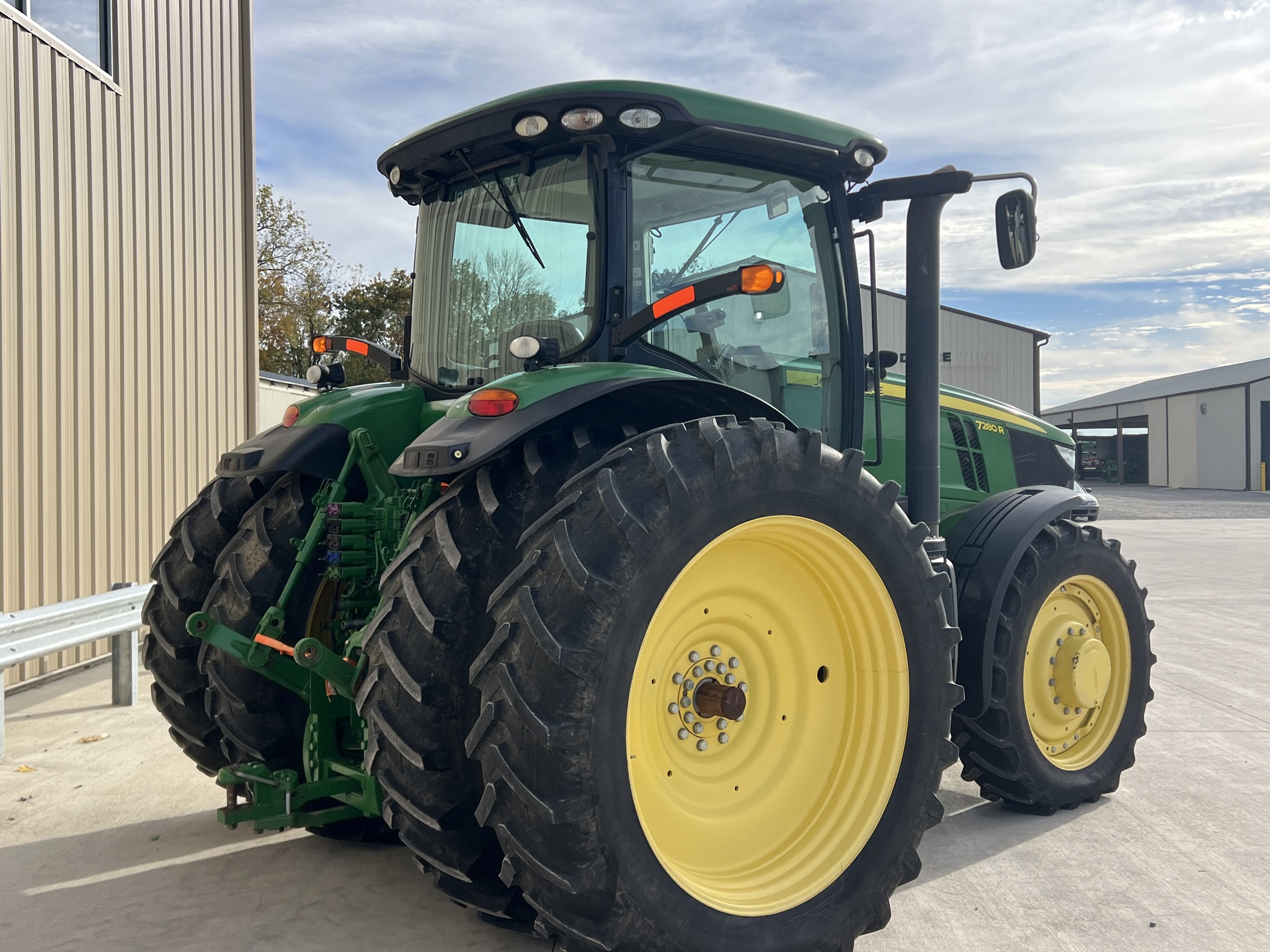 2013 John Deere 7280R Image 3