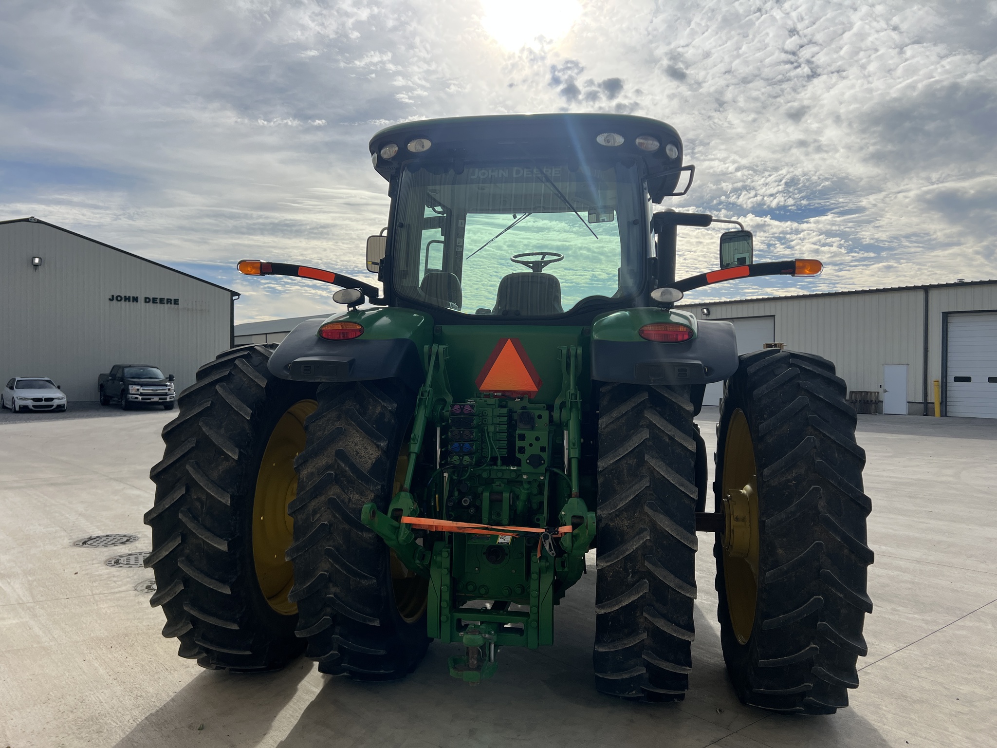 2013 John Deere 7280R Image 4