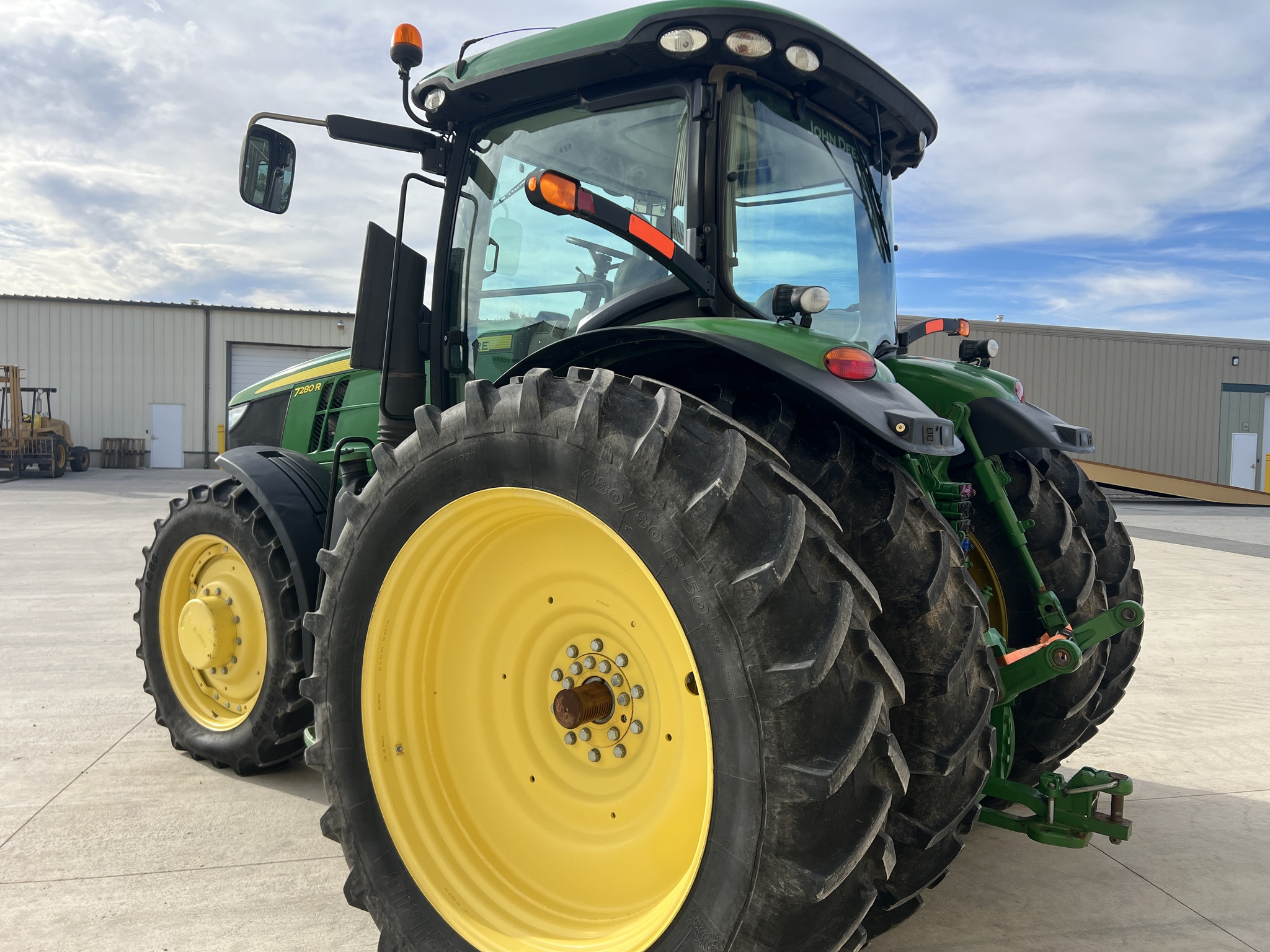 2013 John Deere 7280R Image 5
