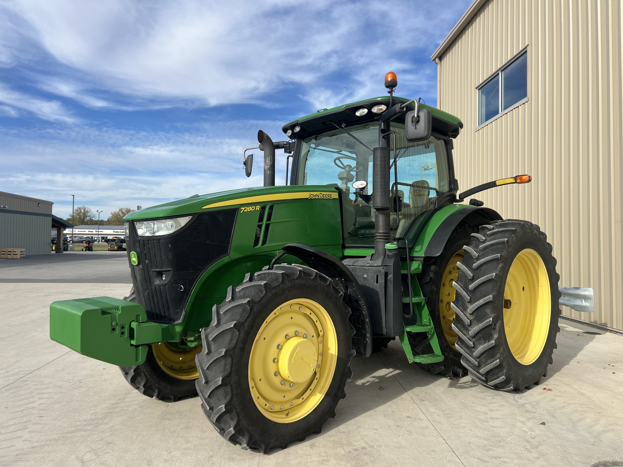 2013 John Deere 7280R Image 7