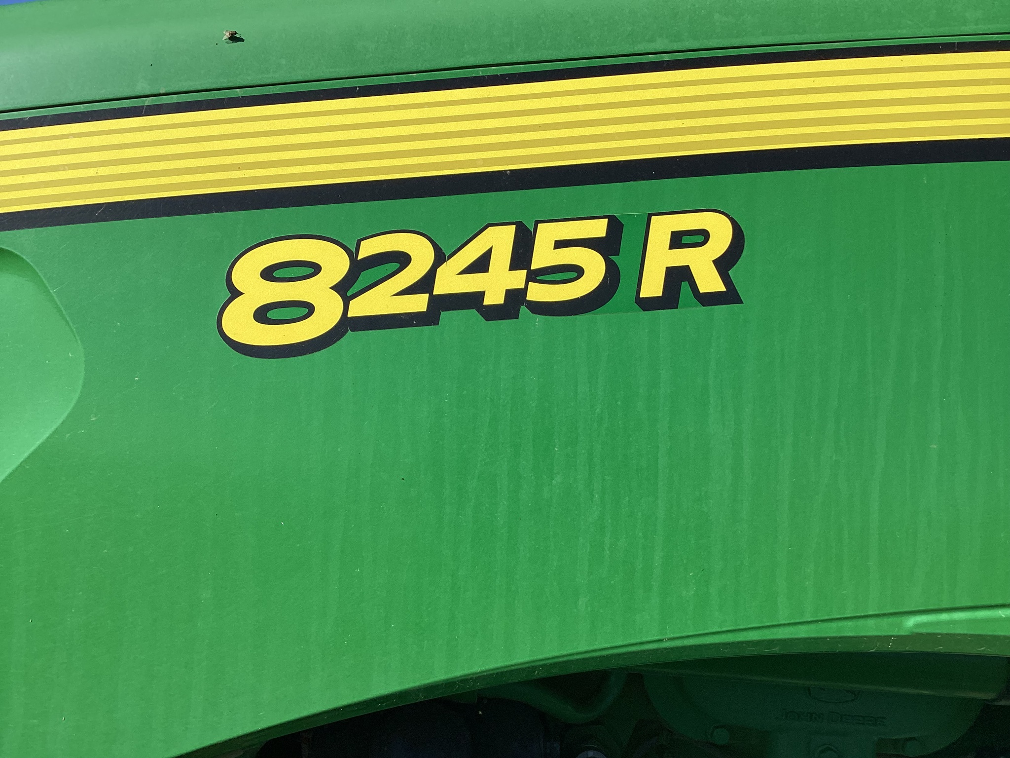 2010 John Deere 8245R Image 9