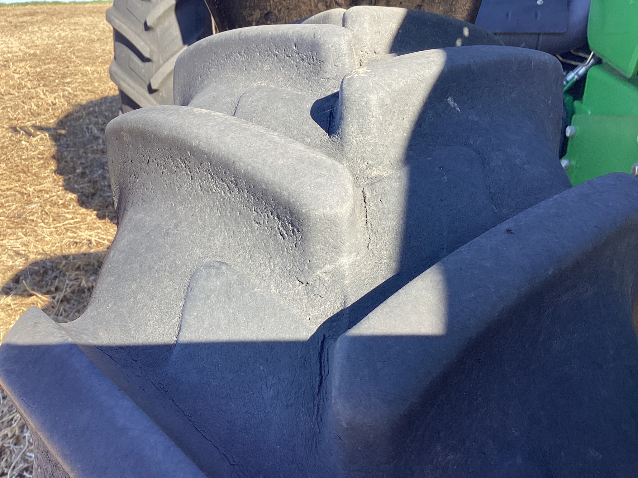 2010 John Deere 8245R Image 35