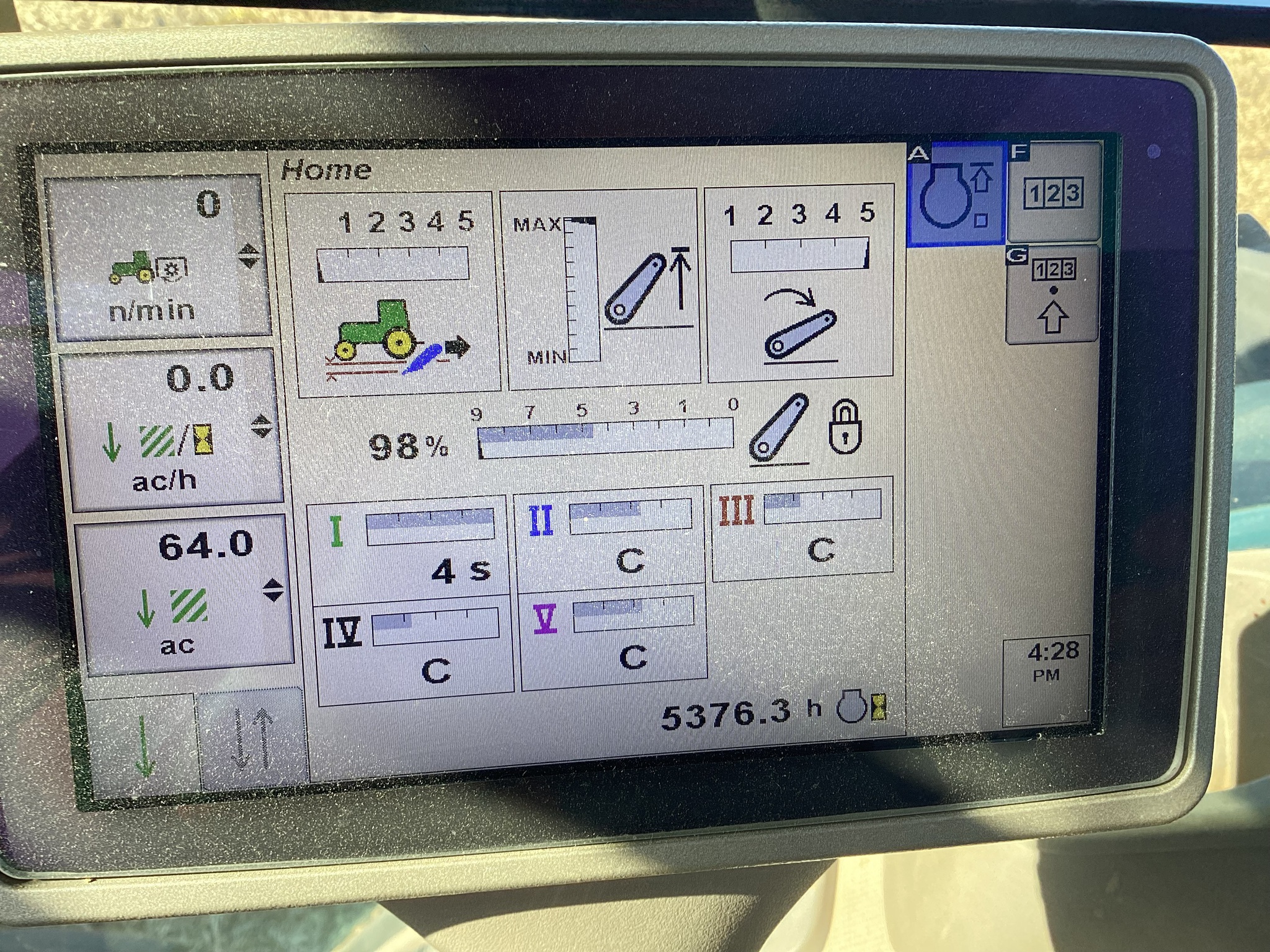 2010 John Deere 8245R Image 12