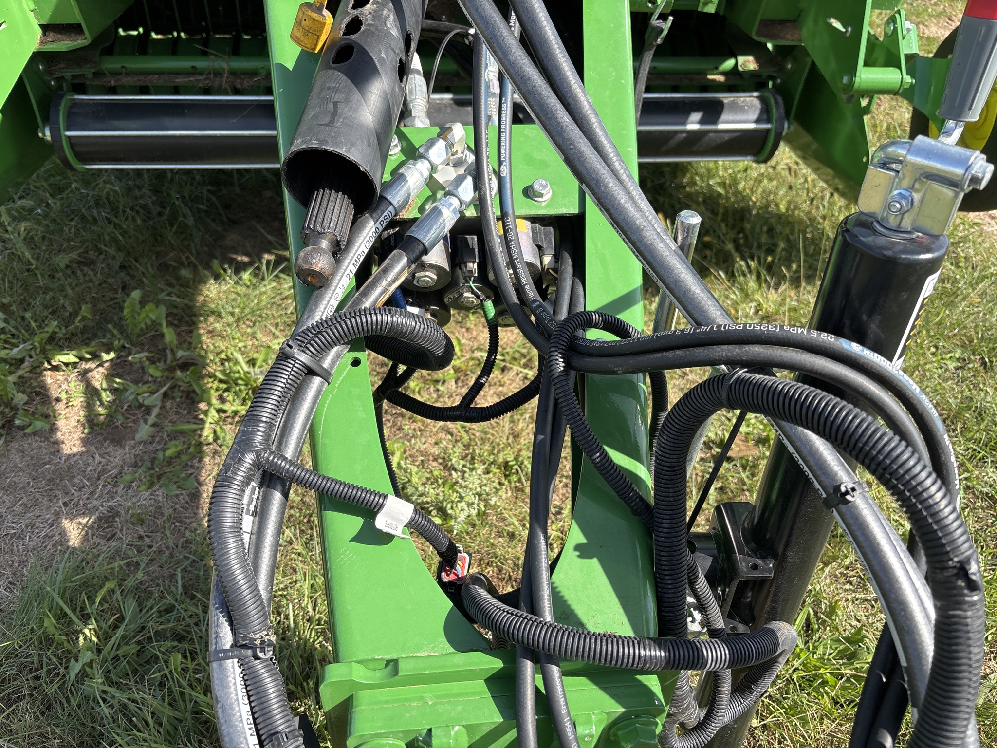 Used 2024 John Deere 461M Round Balers at Koenig Equipment in Oxford, OH - PhotoXL13