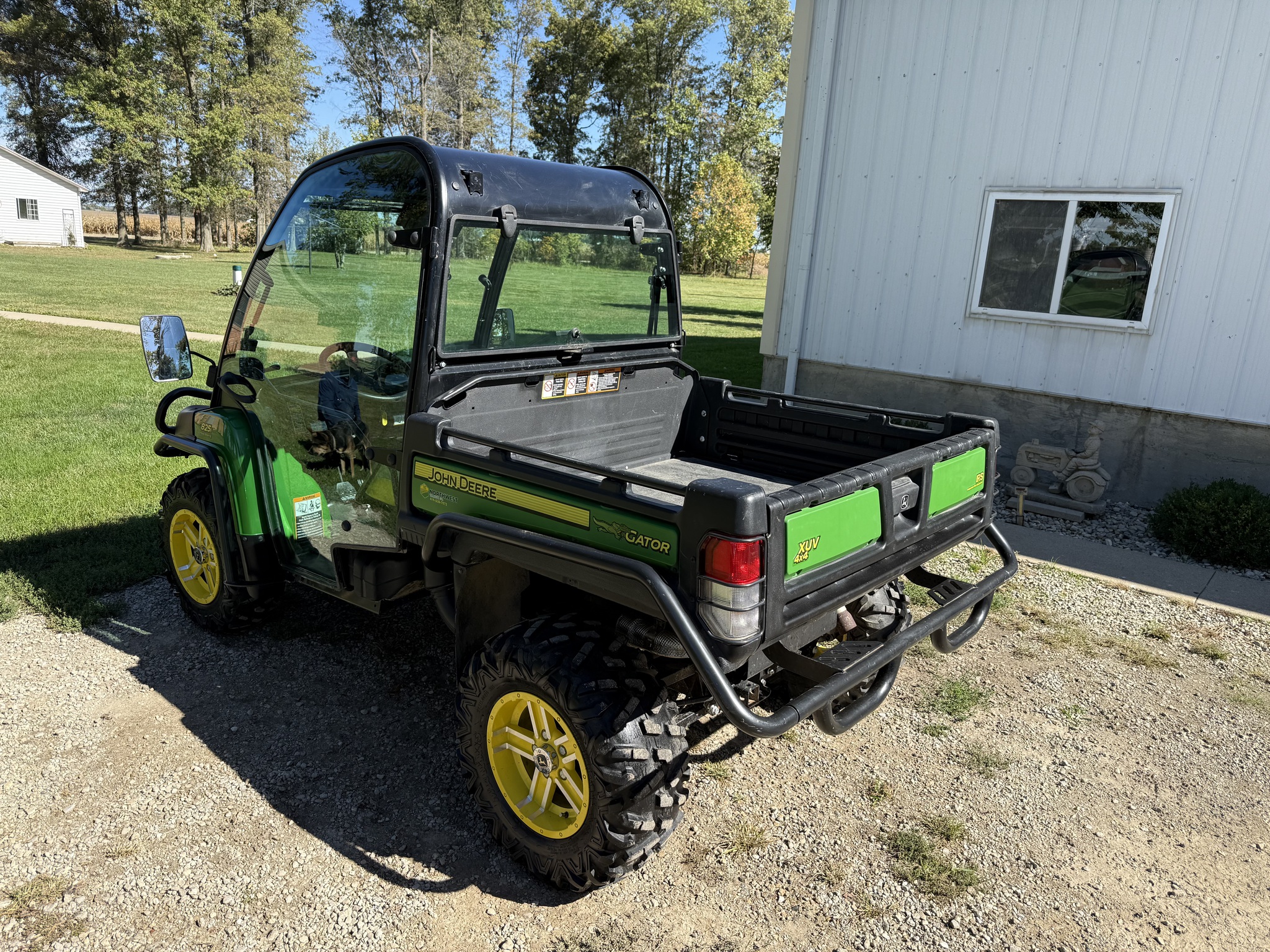 2015 John Deere XUV 825i Power Steering Image 3