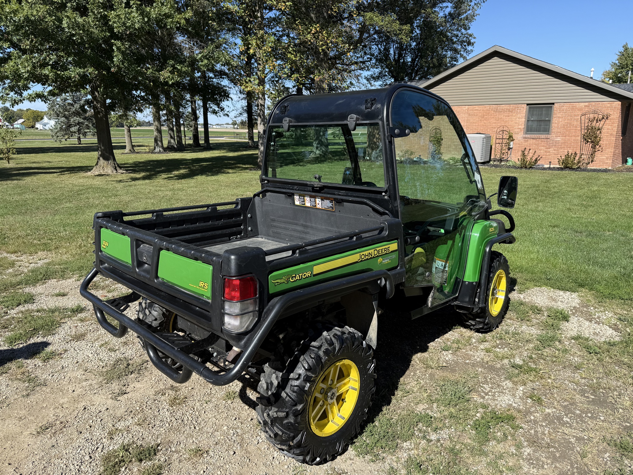 2015 John Deere XUV 825i Power Steering Image 5