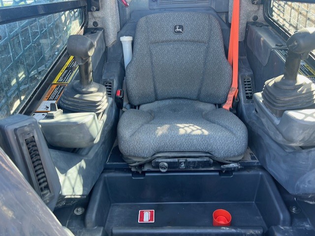 2023 John Deere 331G Image 11