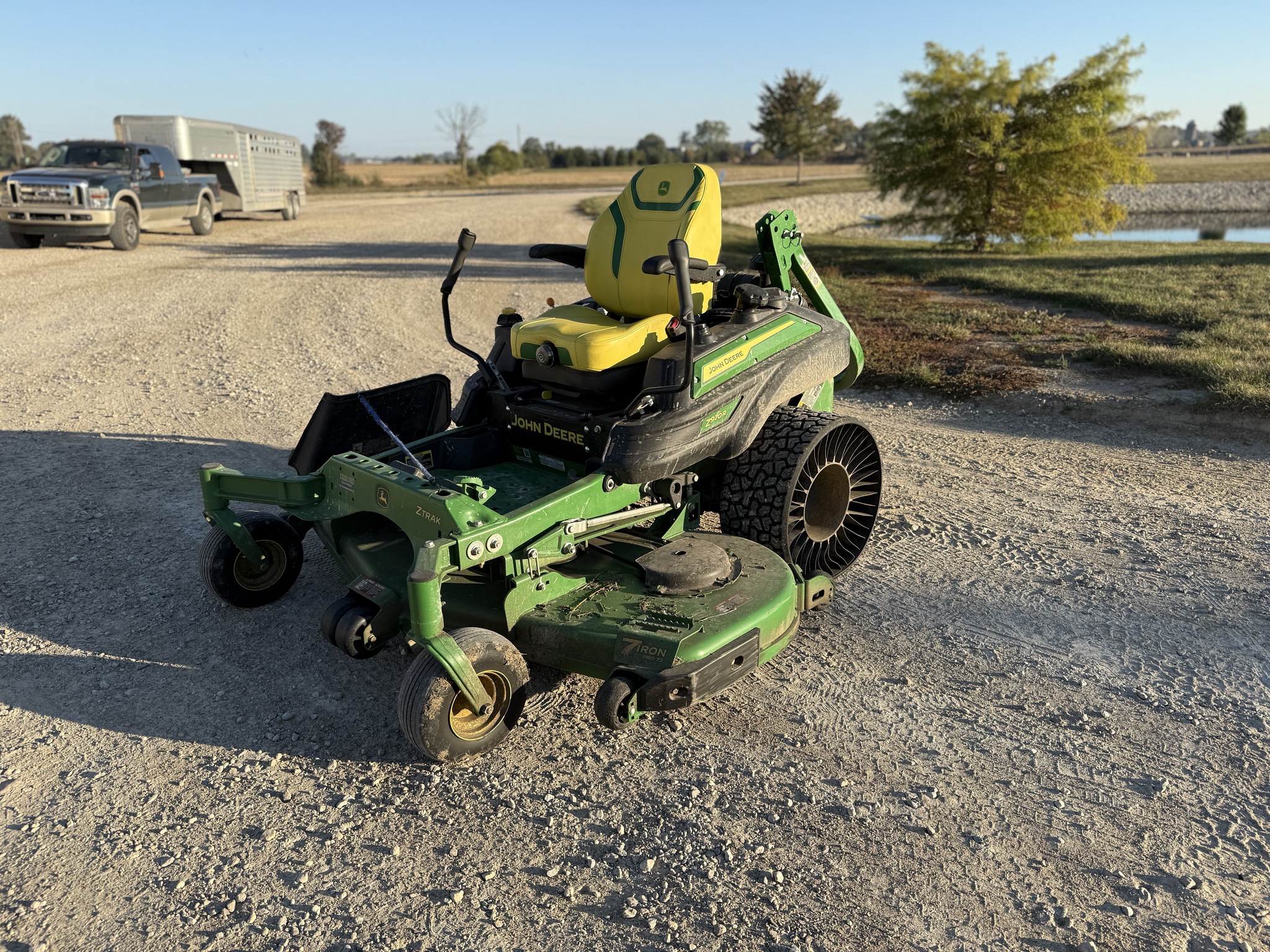2023 John Deere Z970R Image 1