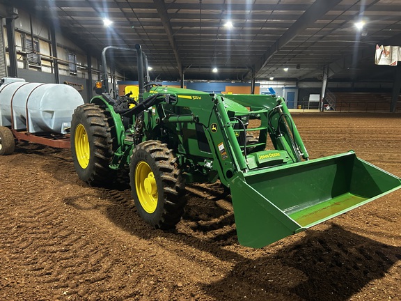 Photo of 2024 John Deere 5090E