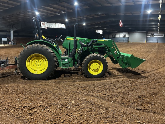 Photo of 2024 John Deere 5090E