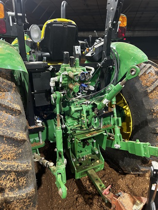 Photo of 2024 John Deere 5090E