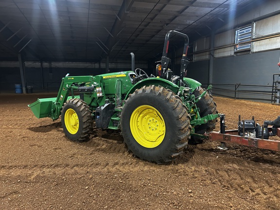 Photo of 2024 John Deere 5090E