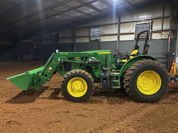 Photo of 2024 John Deere 5090E