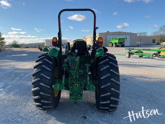 Photo of 2024 John Deere 5090E