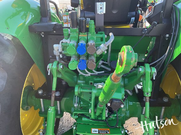 Photo of 2024 John Deere 5090E