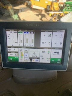 2018 John Deere 6110R Image 5