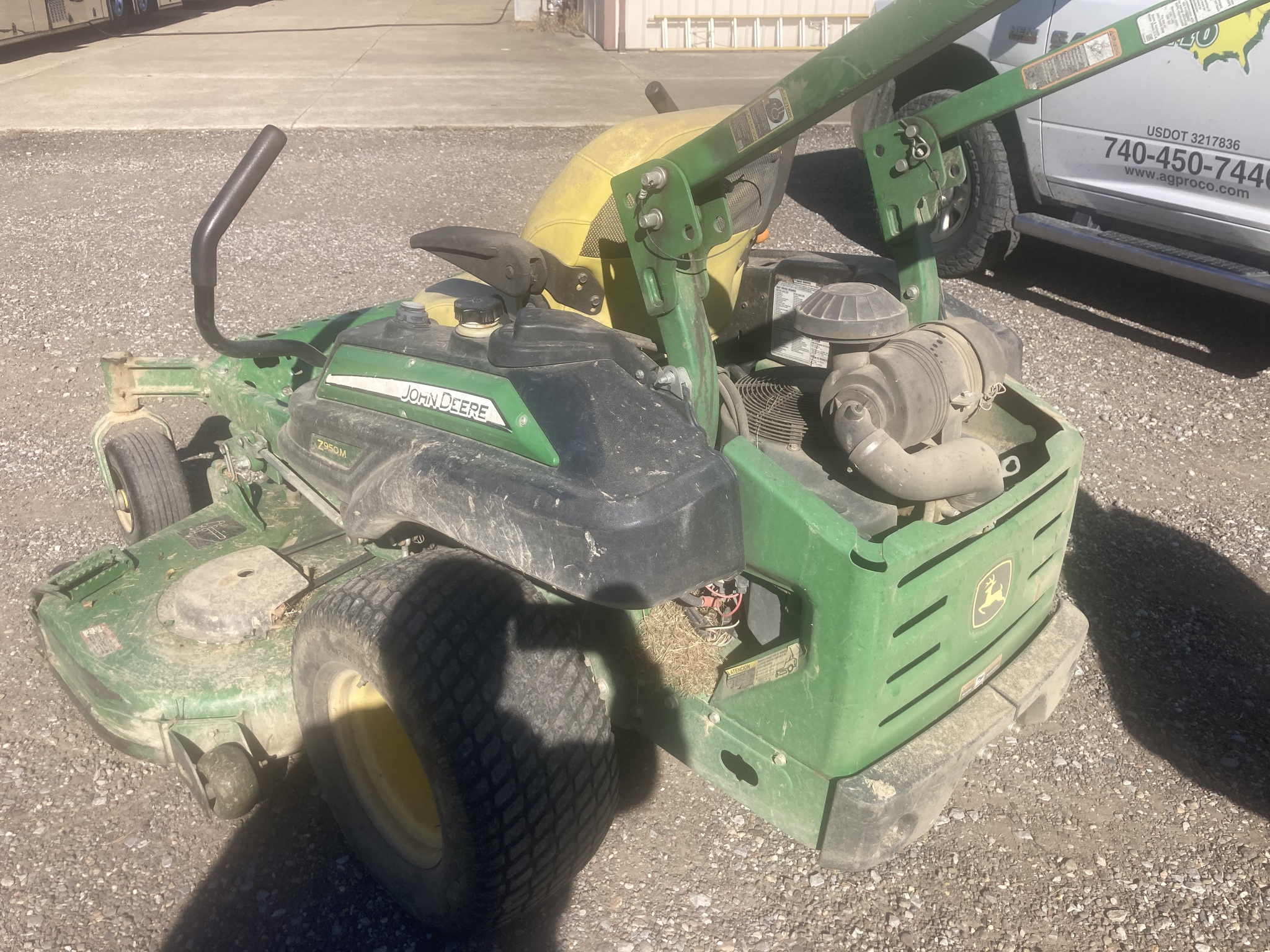 2016 John Deere Z950M Image 1