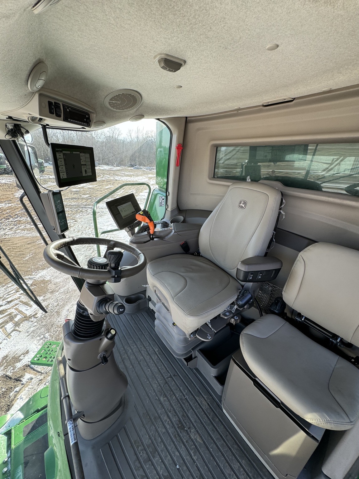 2024 John Deere S780 Image 10