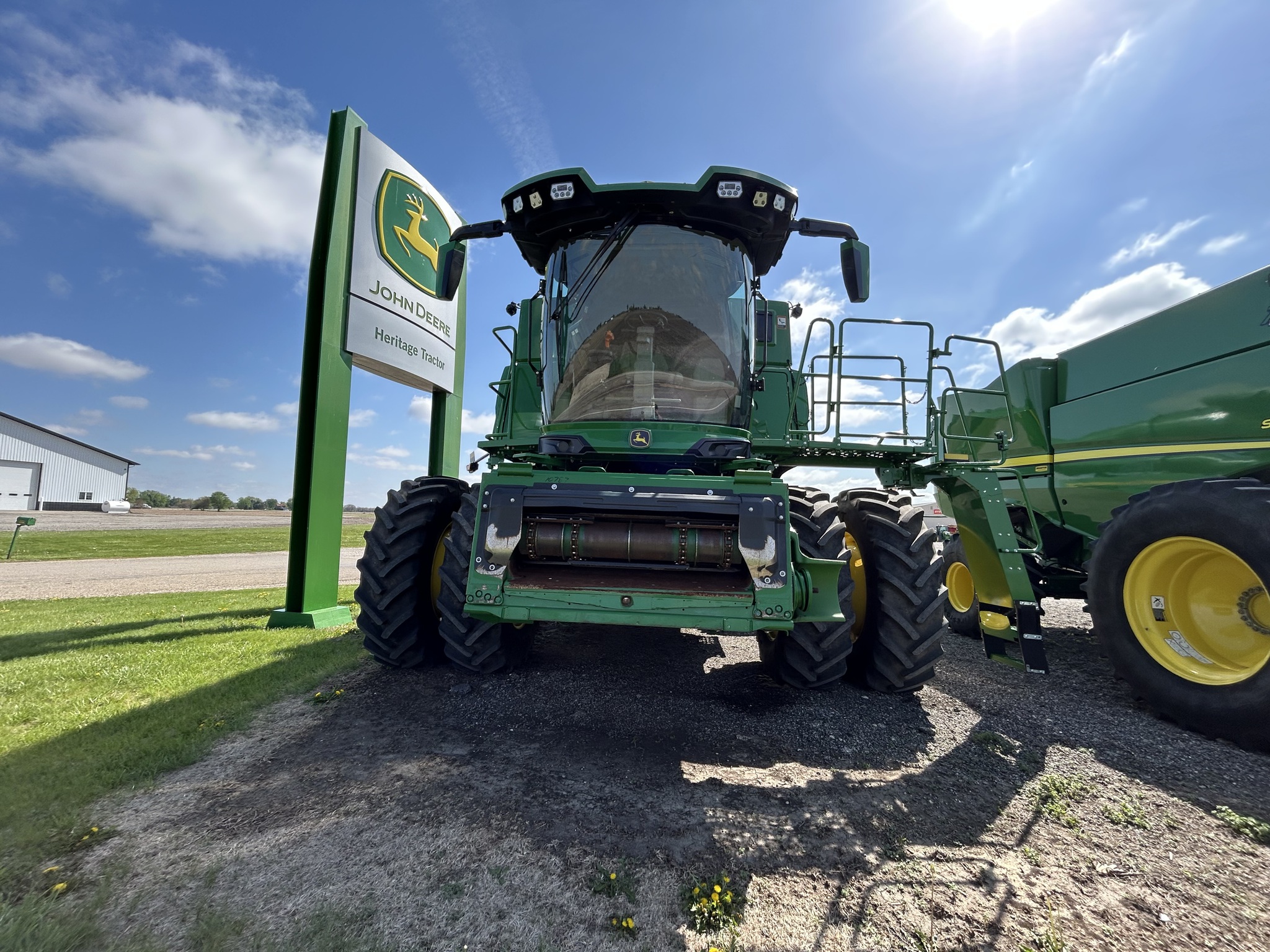  2025 John Deere S7 700 at Heritage Tractor in Galesburg, IL