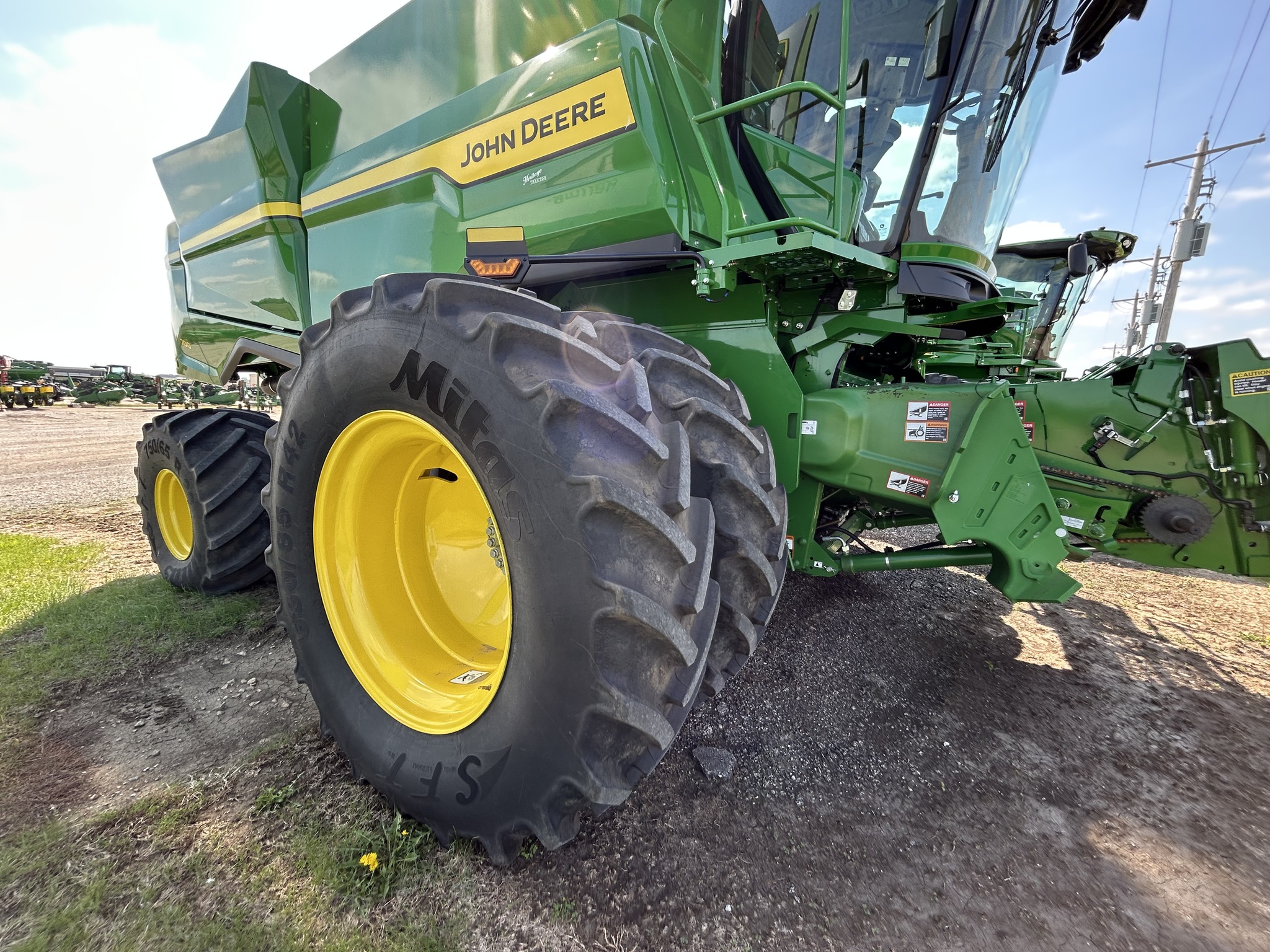  2025 John Deere S7 700 at Heritage Tractor in Galesburg, IL