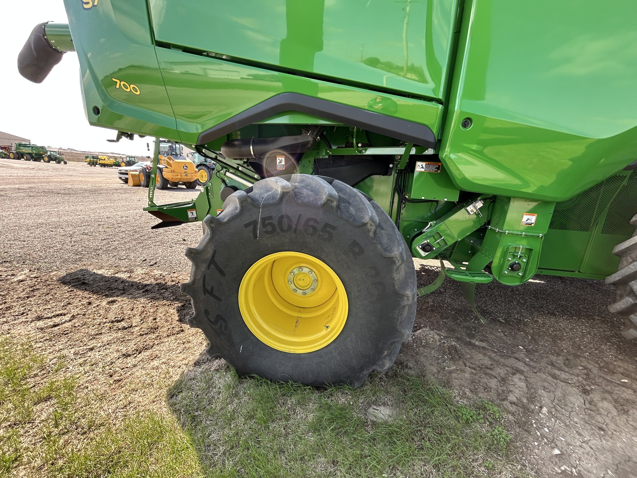  2025 John Deere S7 700 at Heritage Tractor in Galesburg, IL