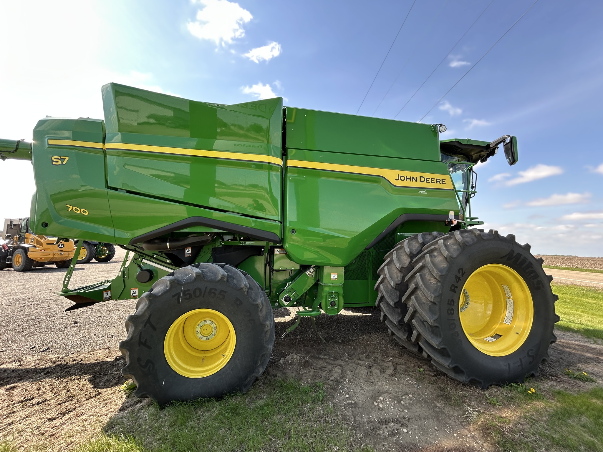  2025 John Deere S7 700 at Heritage Tractor in Galesburg, IL
