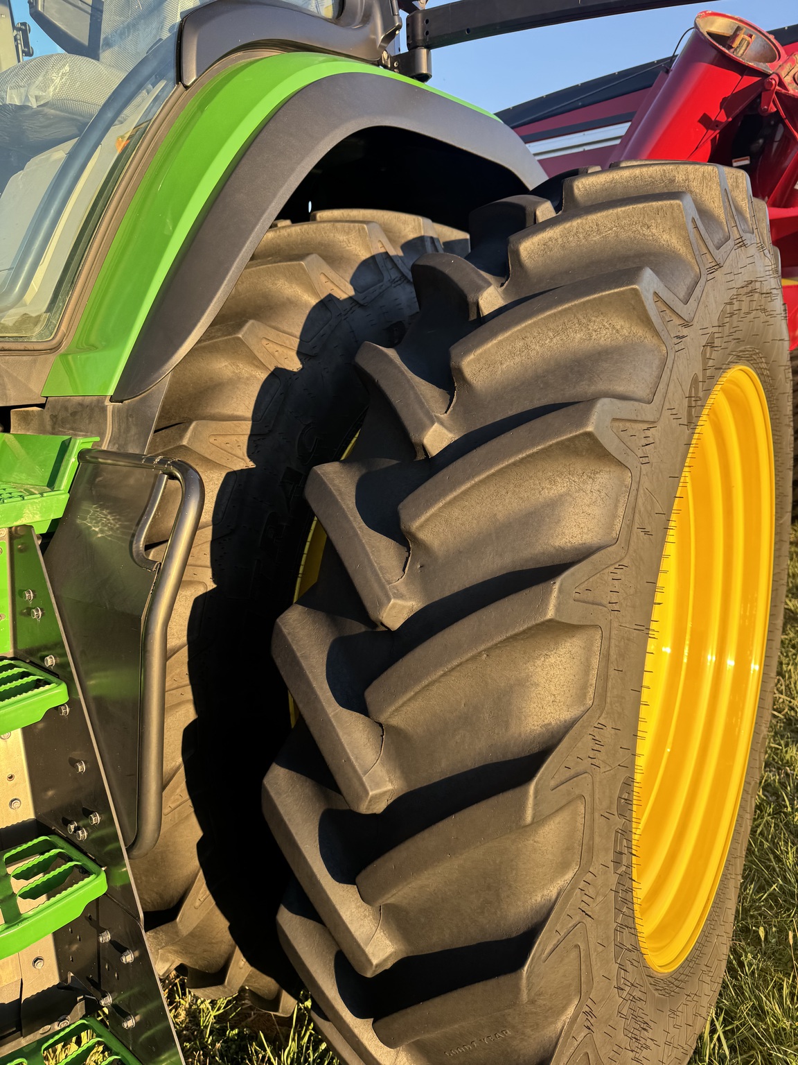 2021 John Deere 8R 280 Image 5