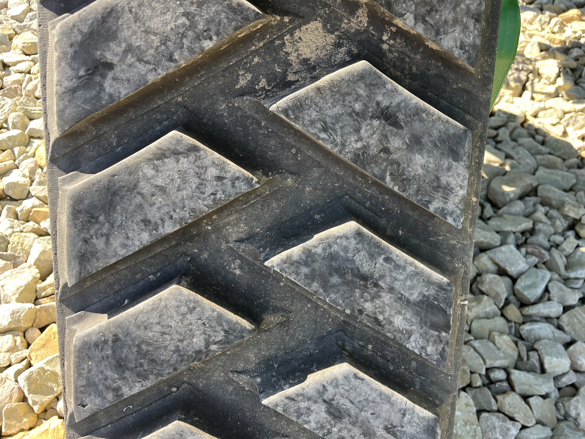 Used 2022 John Deere 8RX 370 Track Tractors at Koenig Equipment in Greensburg, IN - PhotoXL30