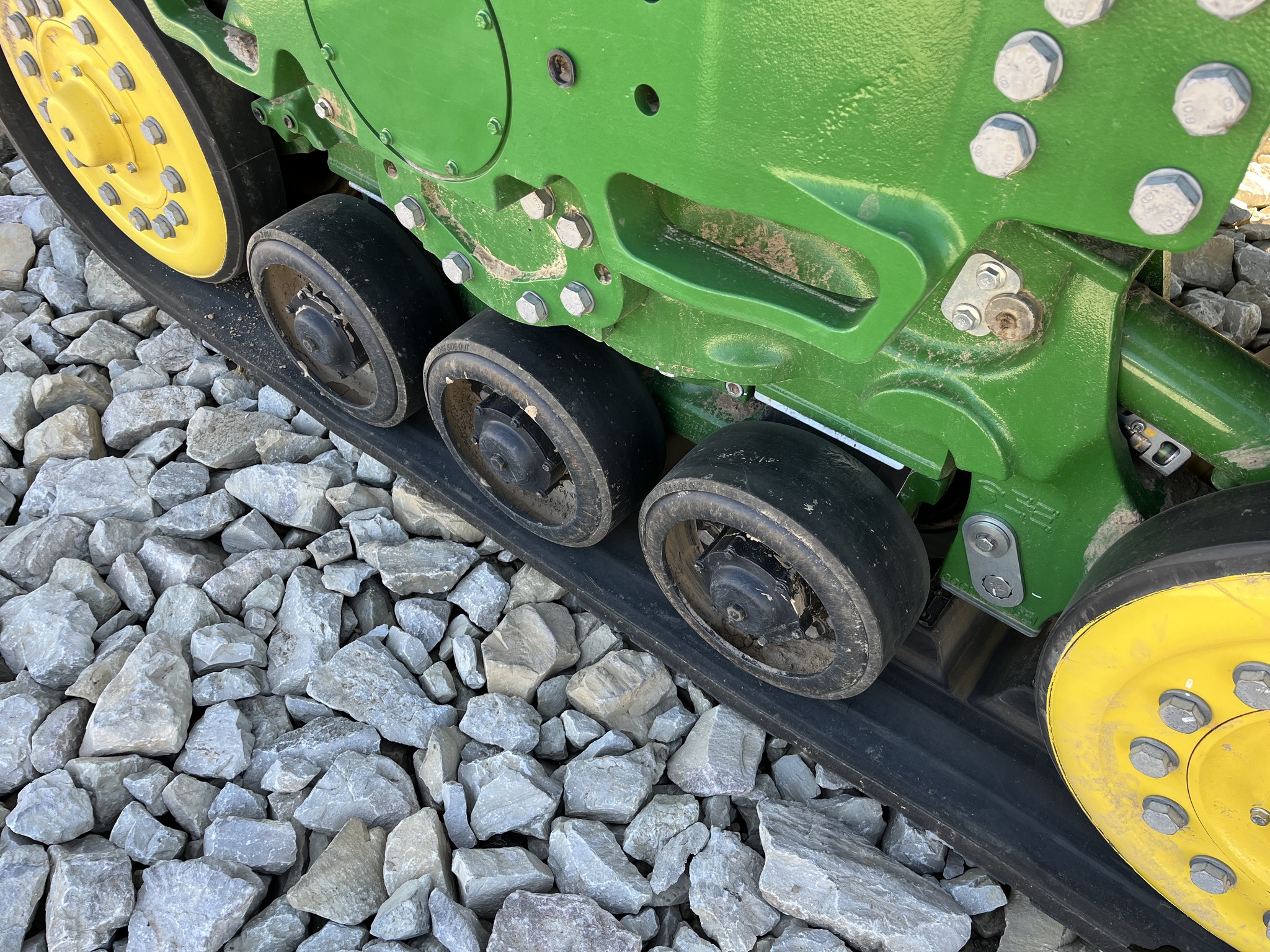 Used 2022 John Deere 8RX 370 Track Tractors at Koenig Equipment in Greensburg, IN - PhotoXL26