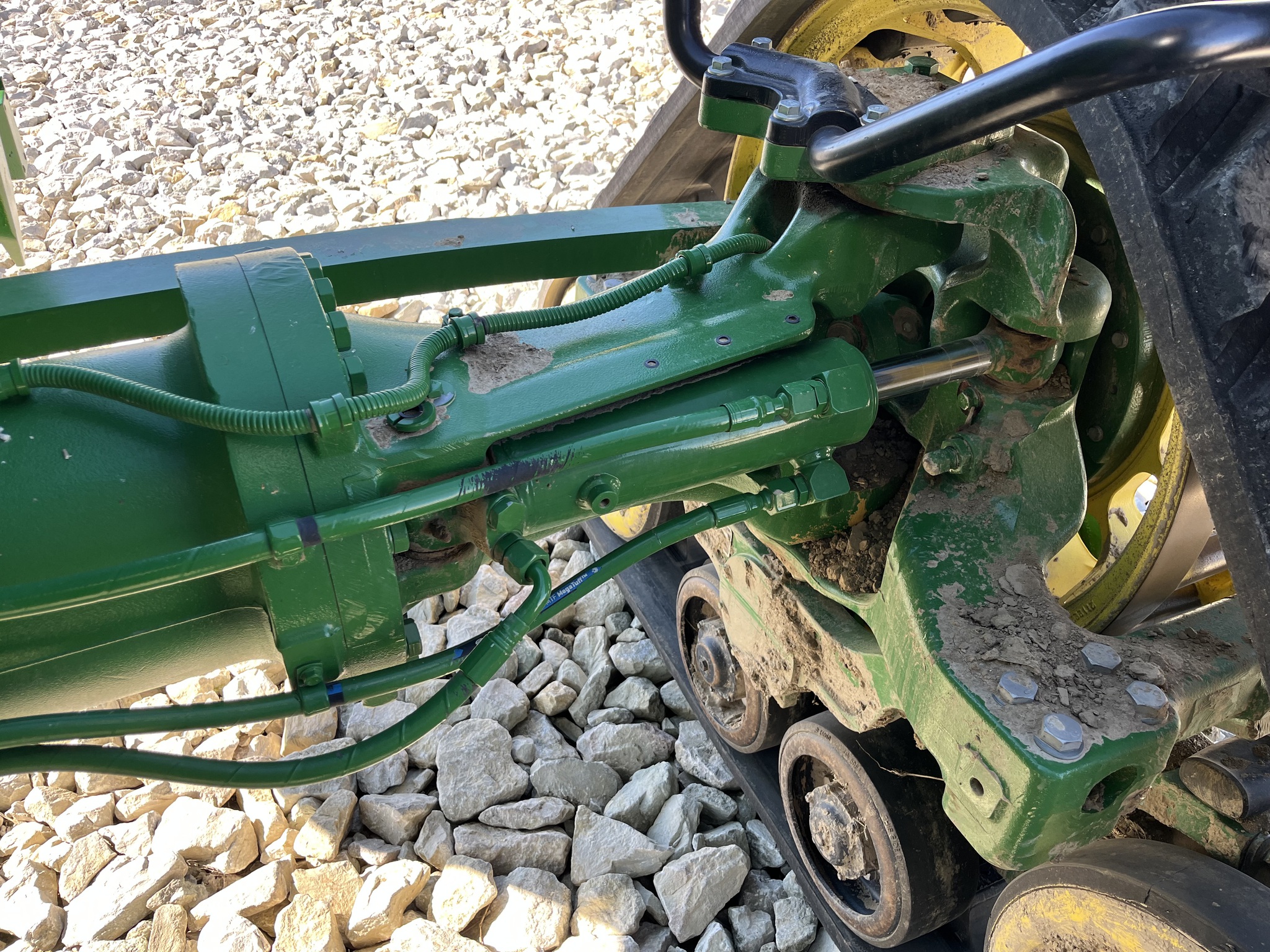 Used 2022 John Deere 8RX 370 Track Tractors at Koenig Equipment in Greensburg, IN - PhotoXL22