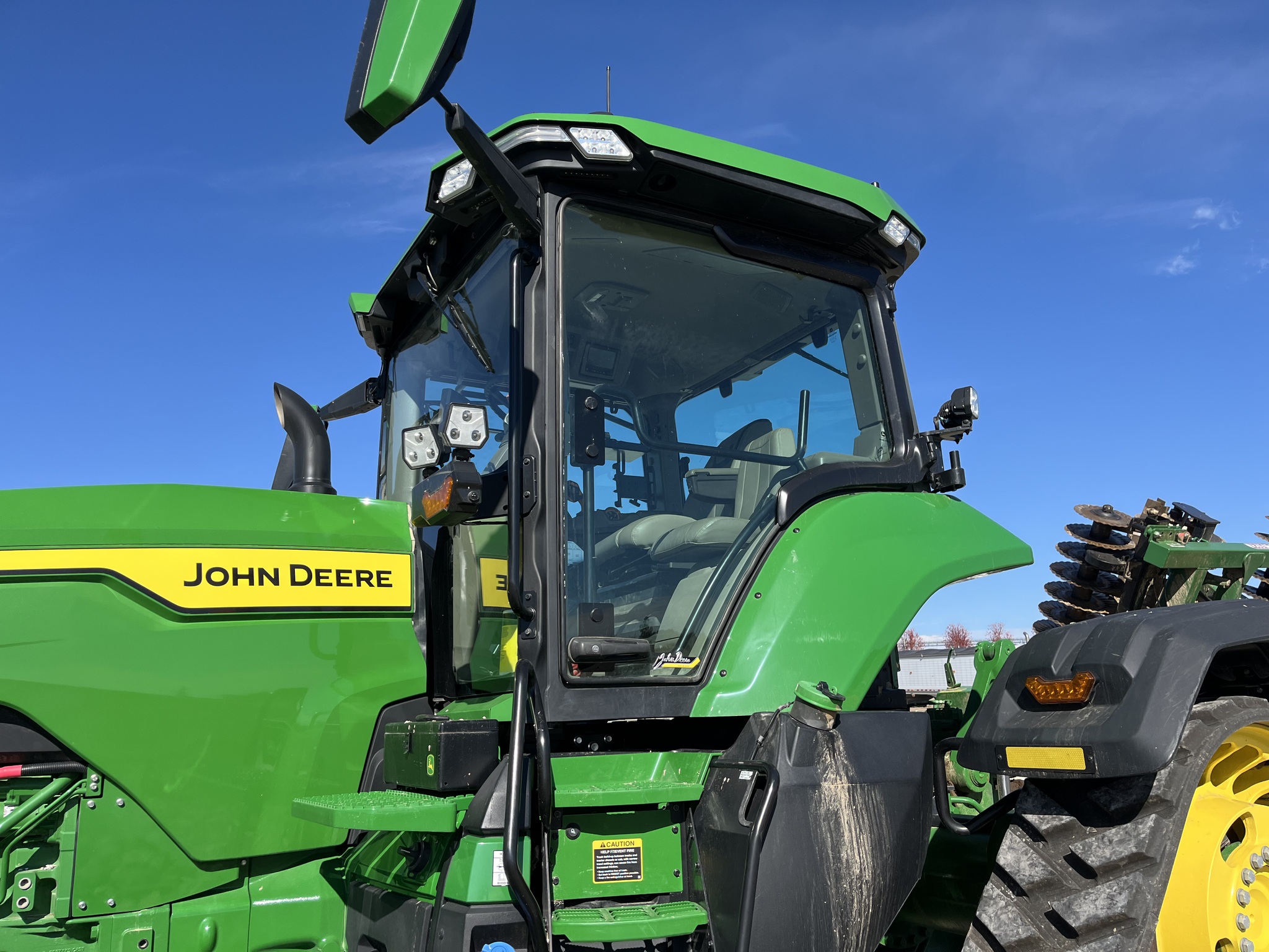 Used 2022 John Deere 8RX 370 Track Tractors at Koenig Equipment in Greensburg, IN - PhotoXL4