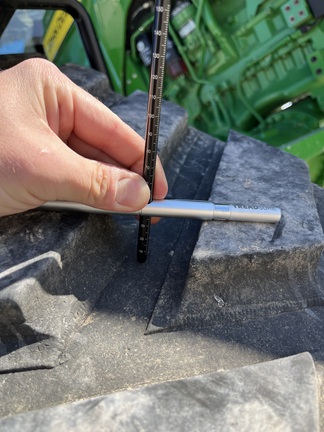 Used 2022 John Deere 8RX 370 Track Tractors at Koenig Equipment in Greensburg, IN - Photo16