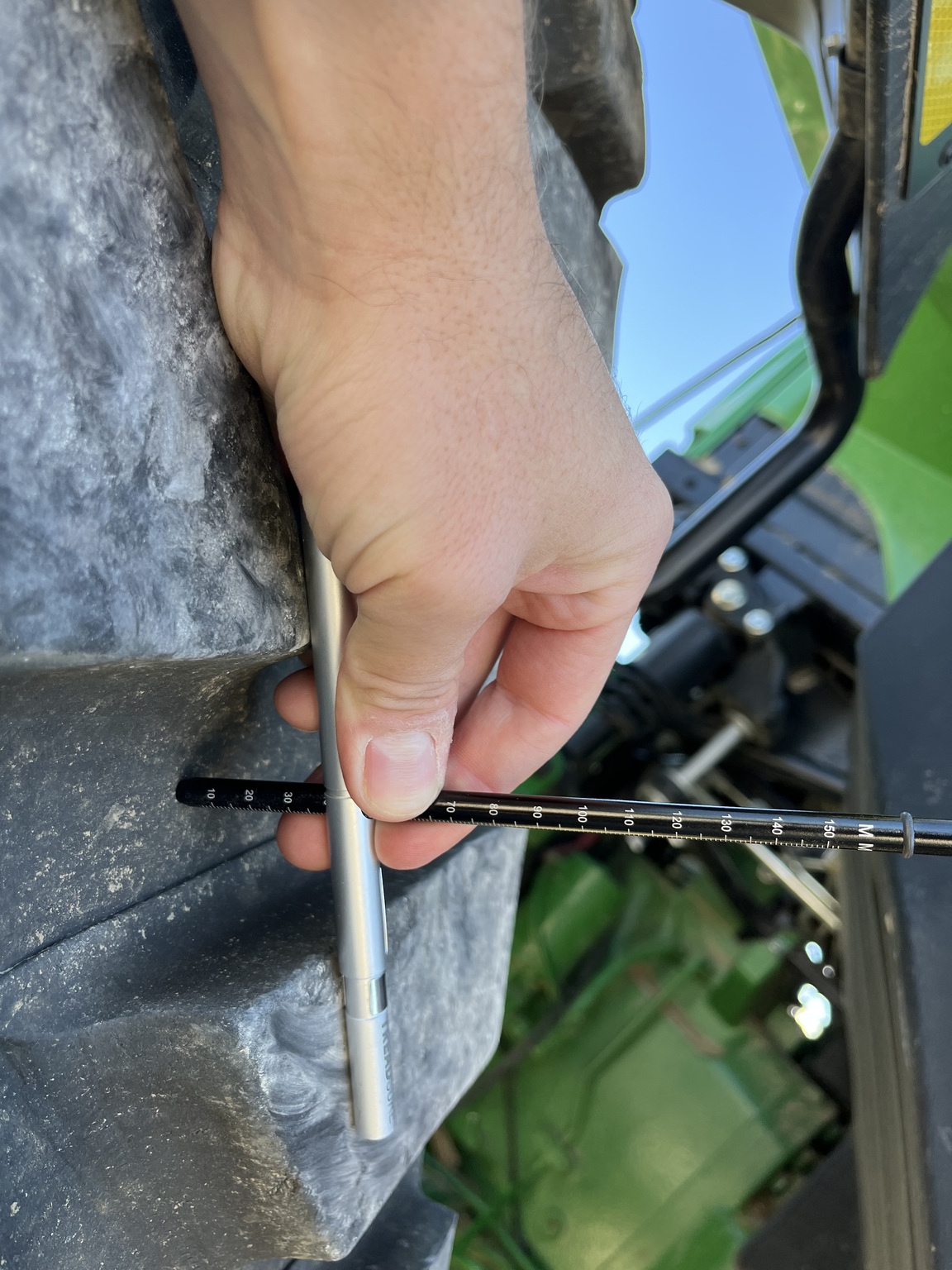 Used 2022 John Deere 8RX 370 Track Tractors at Koenig Equipment in Greensburg, IN - PhotoXL13