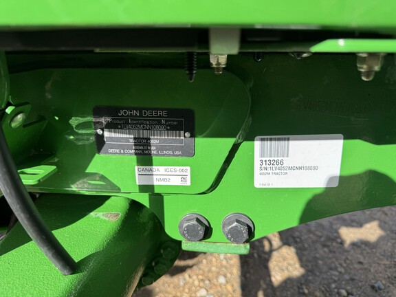 Photo of 2022 John Deere 4052M