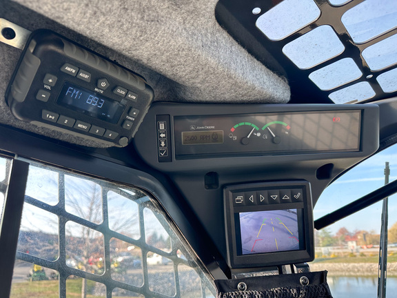 2024 John-Deere 325G