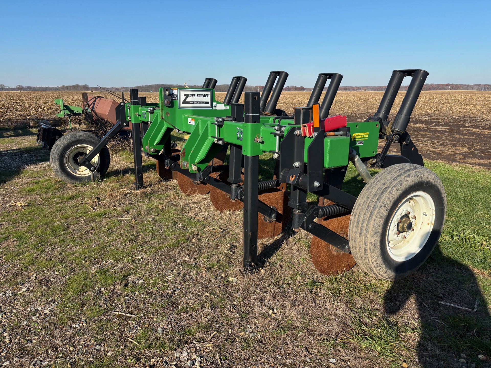 2003 Unverferth 130 Image 3