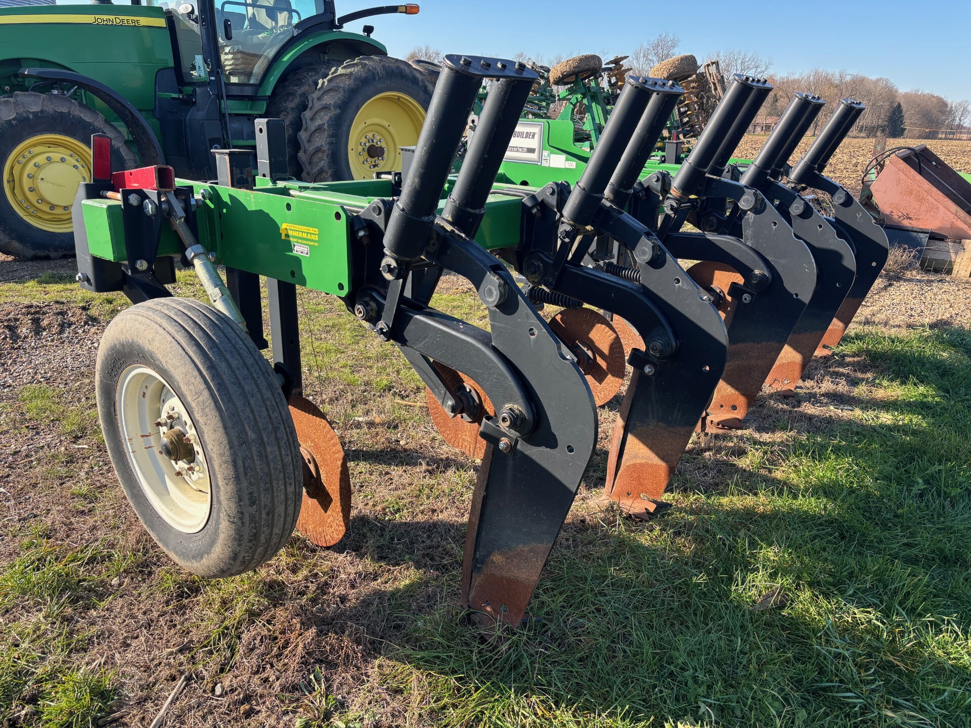 2003 Unverferth 130 Image 4