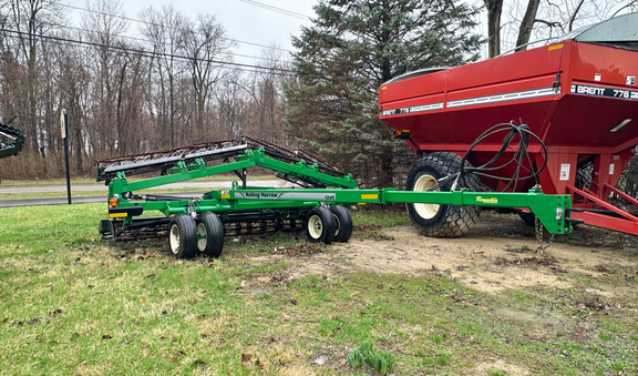 2020 Unverferth 1245