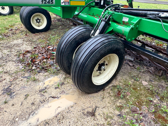 2020 Unverferth 1245