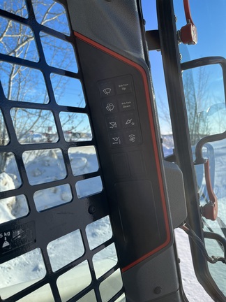 Used 2021 Bobcat S76 Skid Steer Loaders at Horizon Ag & Turf in Mayerthorpe, AB - Photo17