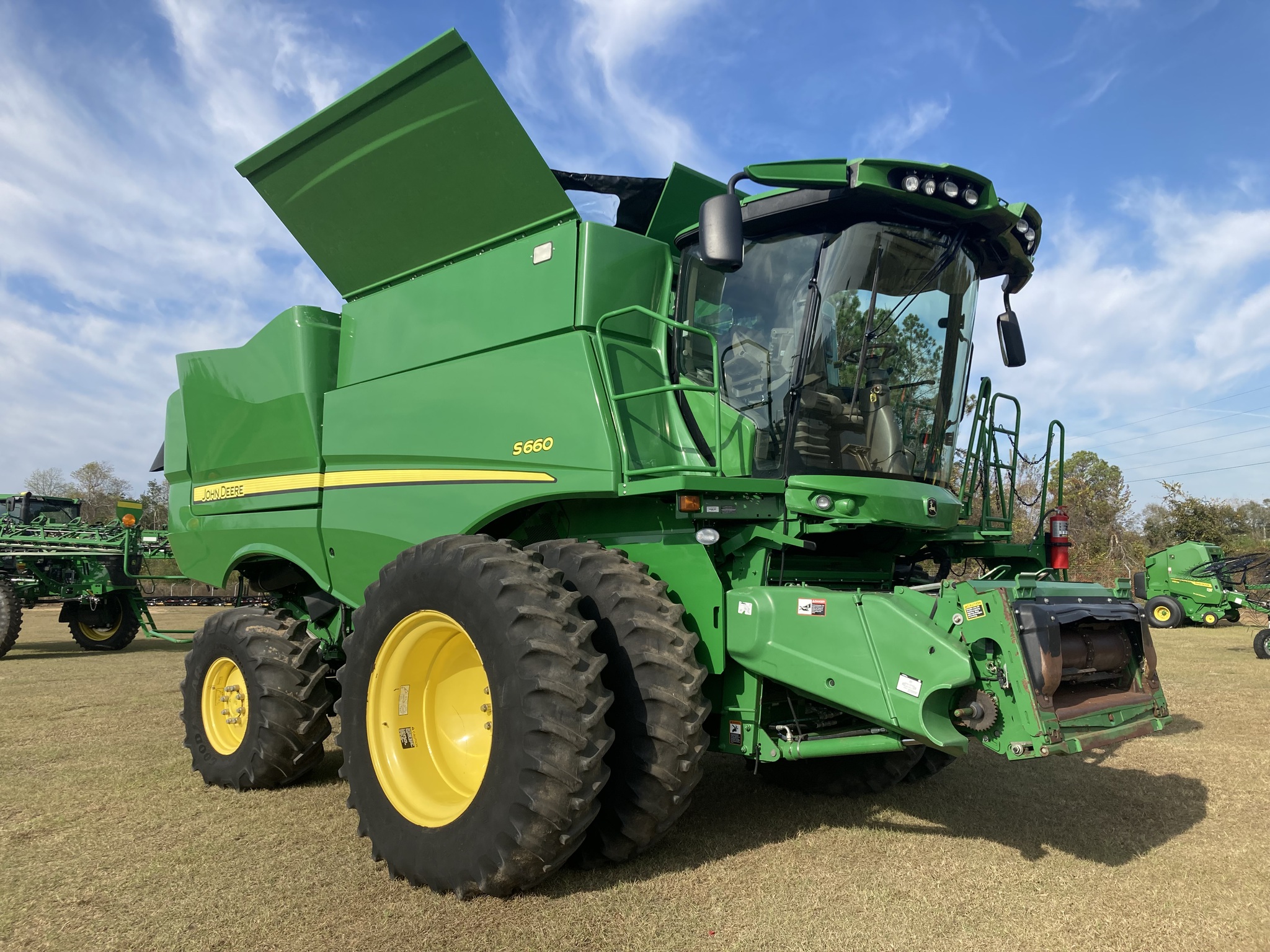 2014 John Deere S660 Image 1