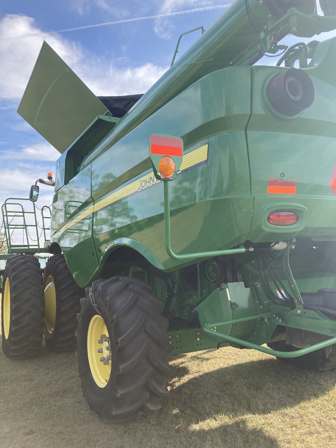 2014 John Deere S660 Image 6