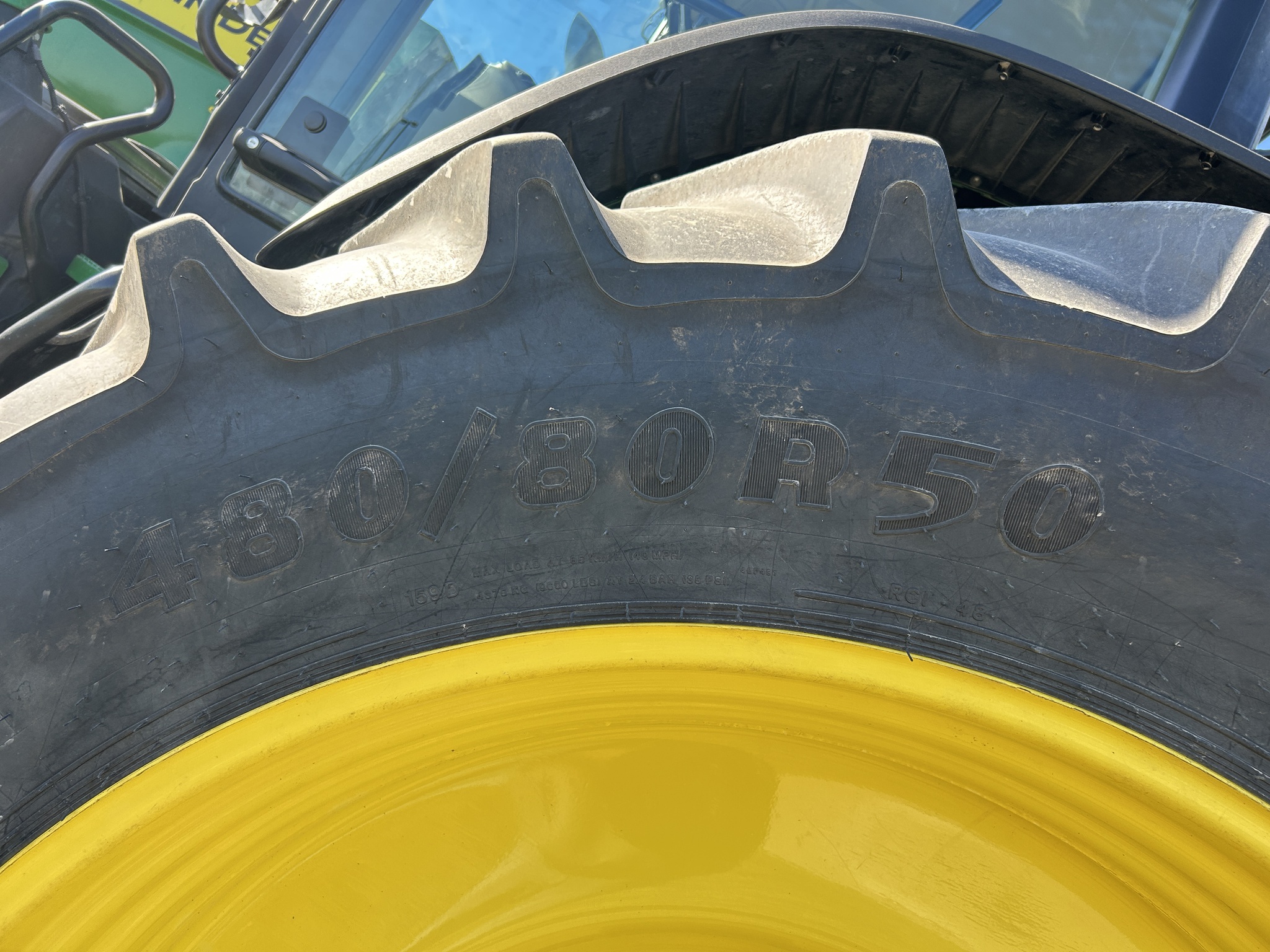  2023 John Deere 8R 410 at Heritage Tractor in Adrian, MO