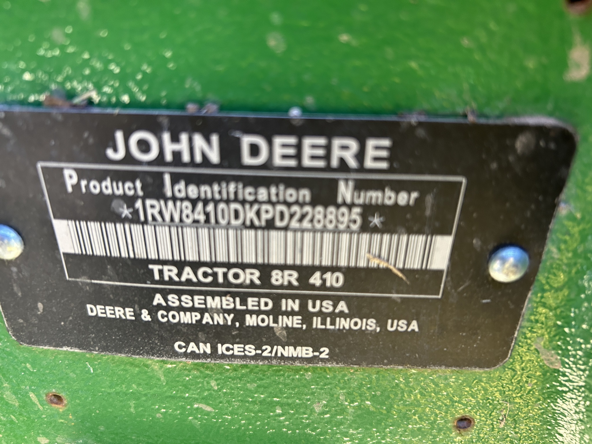  2023 John Deere 8R 410 at Heritage Tractor in Adrian, MO