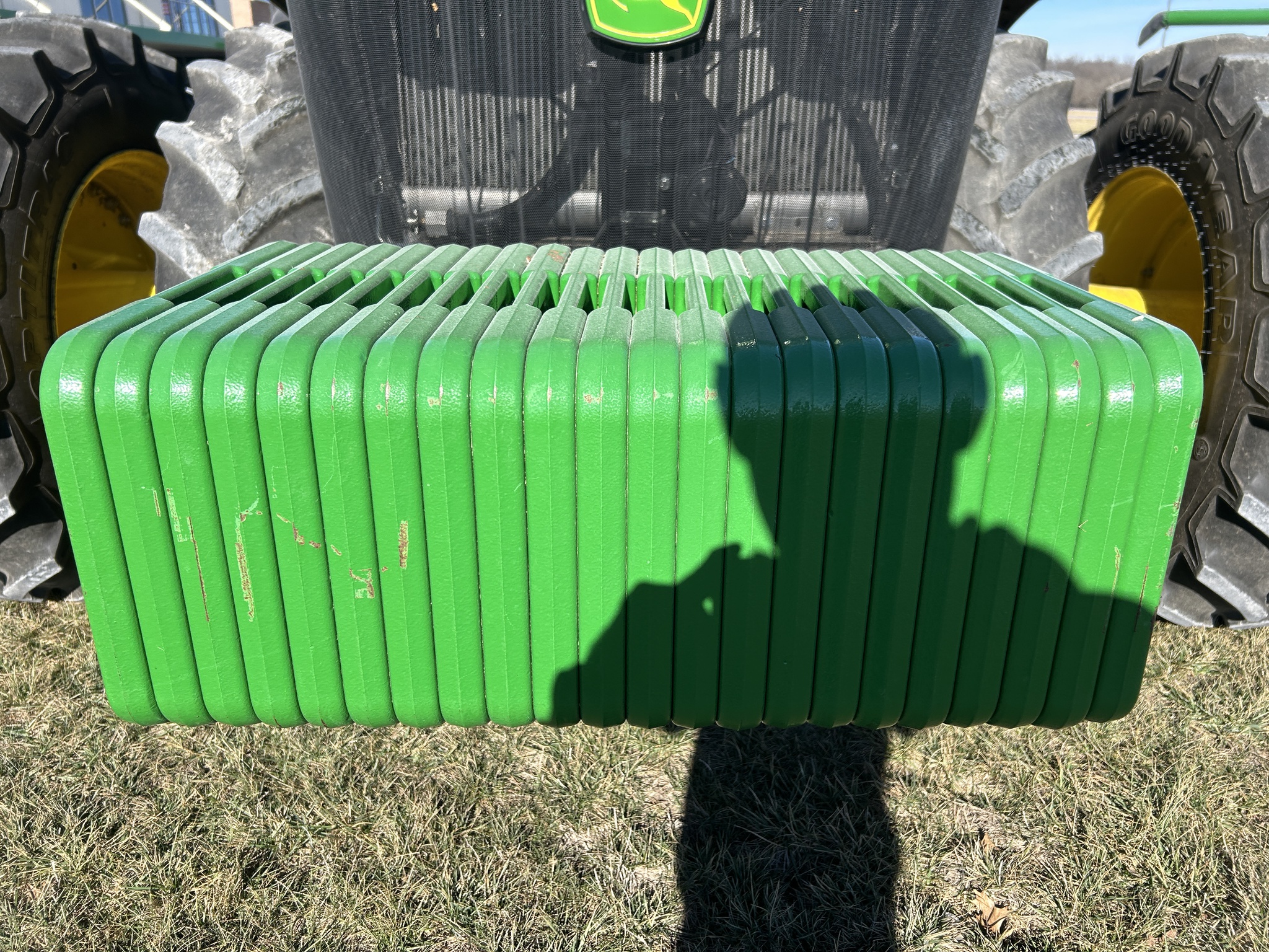  2023 John Deere 8R 410 at Heritage Tractor in Adrian, MO