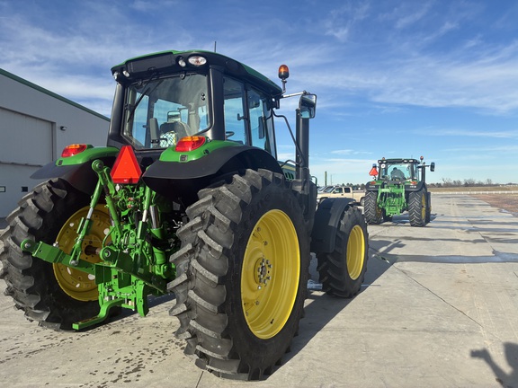 2025 John Deere 6155M (5th thumbnail)