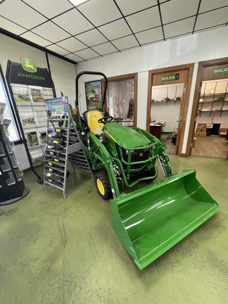 2023 John Deere 1025R Photo 4