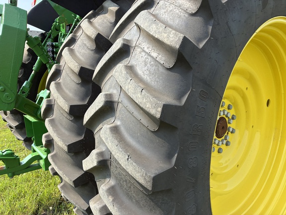 2025 John Deere 8R 410 - Photo17
