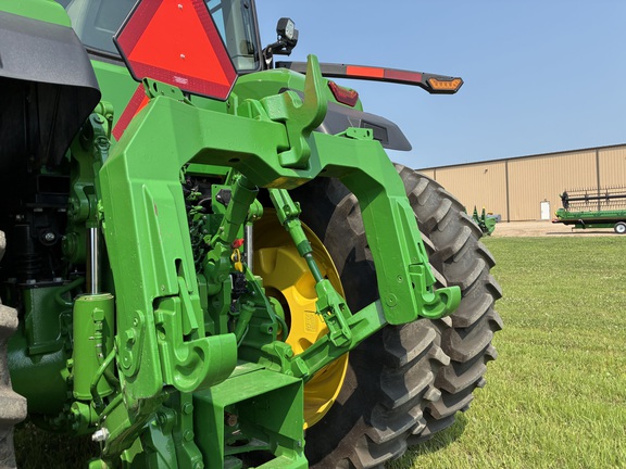 2025 John Deere 8R 410 - Photo31